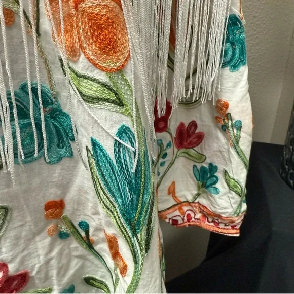 Radzoli Floral Embroidered Fringe Tunic Top Mesh Yoke Boho Chic White M - Picture 2 of 9
